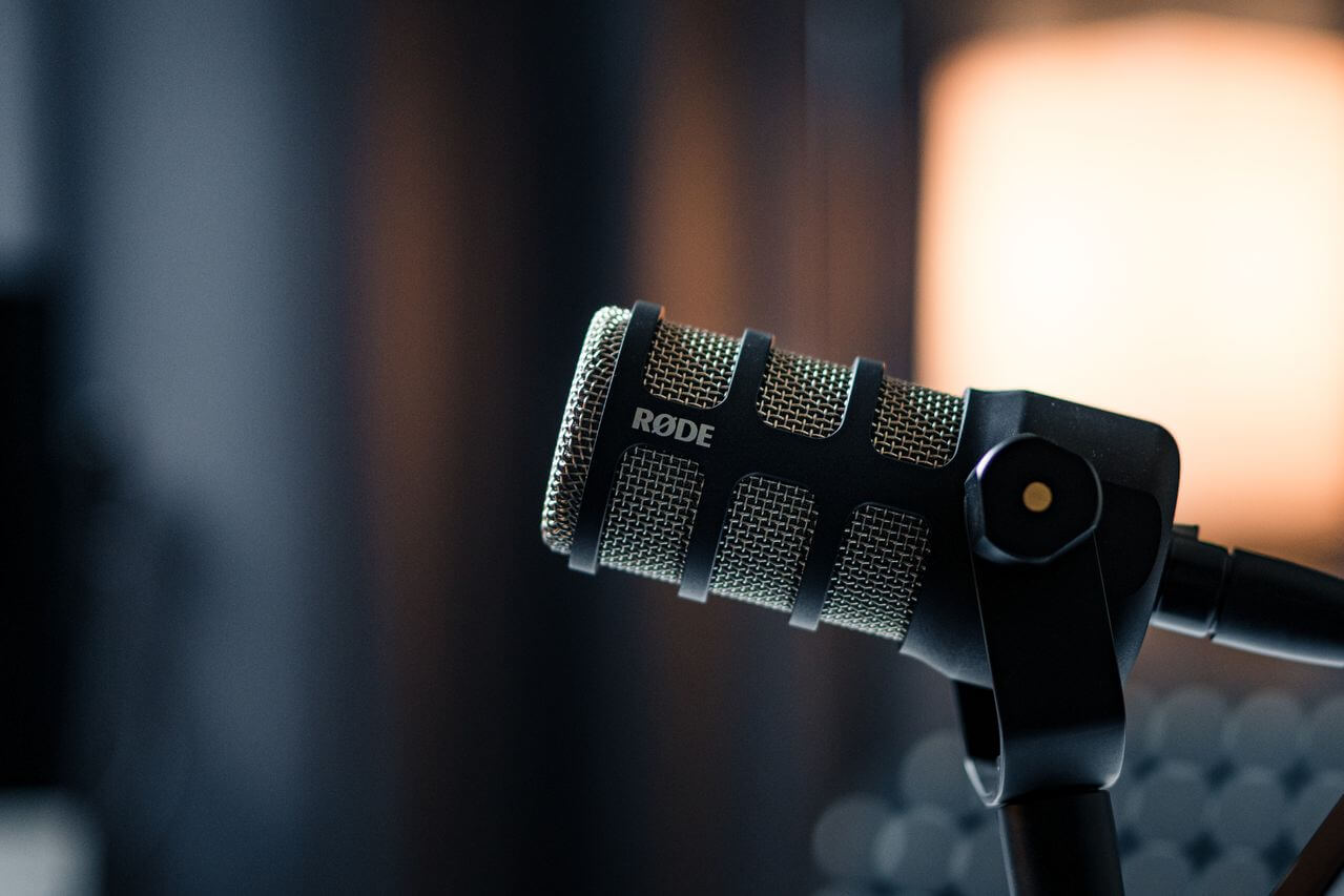 The 6 Best Podcasts for Small Business Bookkeeping